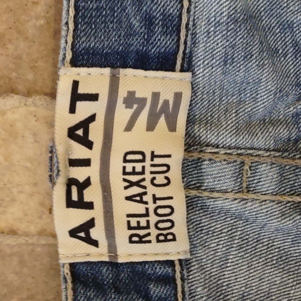 Jeans - Picture 2 of 8